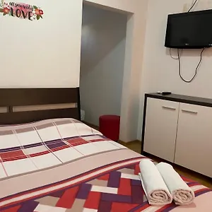 Budget Amzei Bucureşti